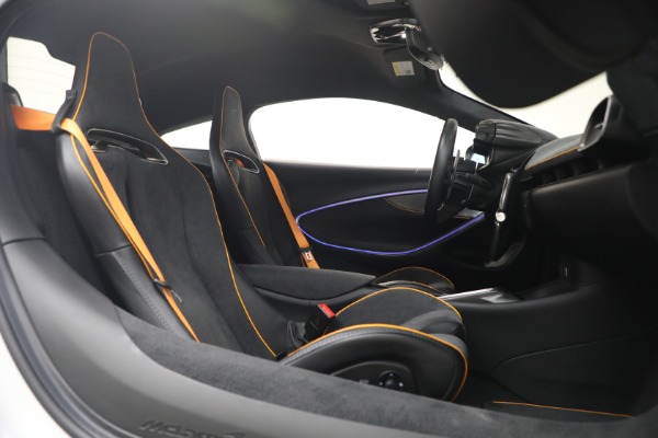 Used 2023 McLaren Artura Performance for sale $164,900 at Pagani of Greenwich in Greenwich CT 06830 25