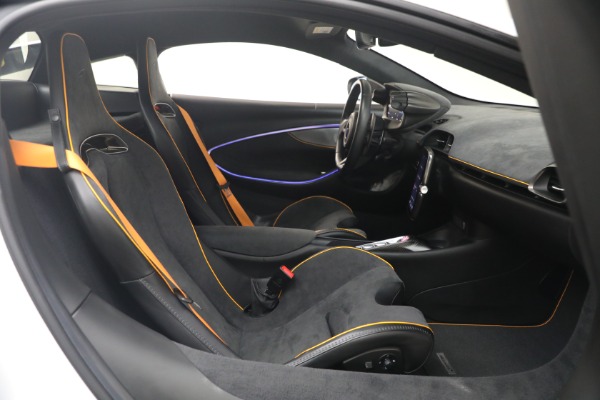 Used 2023 McLaren Artura Performance for sale $164,900 at Pagani of Greenwich in Greenwich CT 06830 26