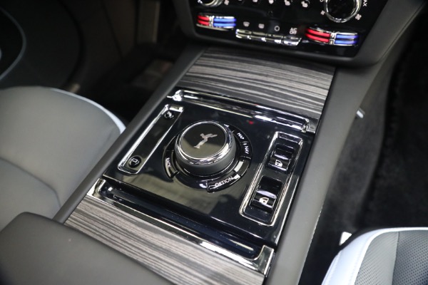 Used 2026 Rolls-Royce Spectre for sale $405,900 at Pagani of Greenwich in Greenwich CT 06830 27
