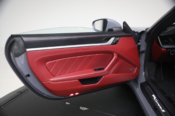 Used 2021 Porsche 911 Carrera S for sale $134,900 at Pagani of Greenwich in Greenwich CT 06830 20