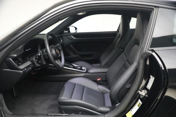 Used 2025 Porsche 911 Carrera for sale $137,900 at Pagani of Greenwich in Greenwich CT 06830 16