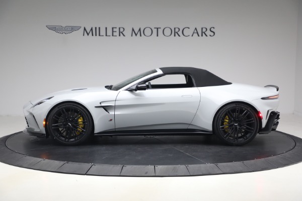 New 2026 Aston Martin Vantage S Roadster for sale $261,400 at Pagani of Greenwich in Greenwich CT 06830 15