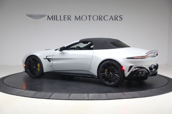 New 2026 Aston Martin Vantage S Roadster for sale $261,400 at Pagani of Greenwich in Greenwich CT 06830 16