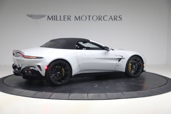 New 2026 Aston Martin Vantage S Roadster for sale $261,400 at Pagani of Greenwich in Greenwich CT 06830 20