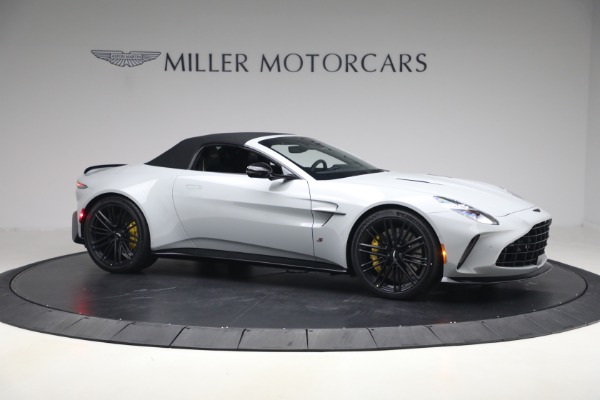 New 2026 Aston Martin Vantage S Roadster for sale $261,400 at Pagani of Greenwich in Greenwich CT 06830 22