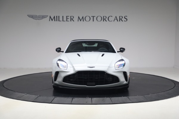 New 2026 Aston Martin Vantage S Roadster for sale $261,400 at Pagani of Greenwich in Greenwich CT 06830 24