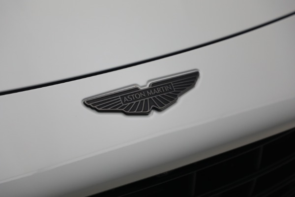 New 2026 Aston Martin Vantage S Roadster for sale $261,400 at Pagani of Greenwich in Greenwich CT 06830 25