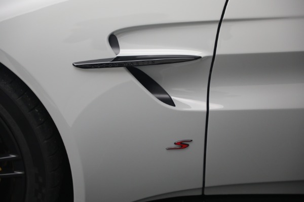 New 2026 Aston Martin Vantage S Roadster for sale $261,400 at Pagani of Greenwich in Greenwich CT 06830 27