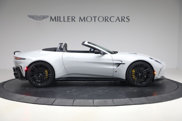New 2026 Aston Martin Vantage S Roadster for sale $261,400 at Pagani of Greenwich in Greenwich CT 06830 9