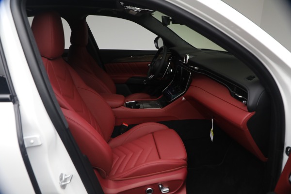 New 2026 Maserati Grecale Modena V6 for sale $99,195 at Pagani of Greenwich in Greenwich CT 06830 16