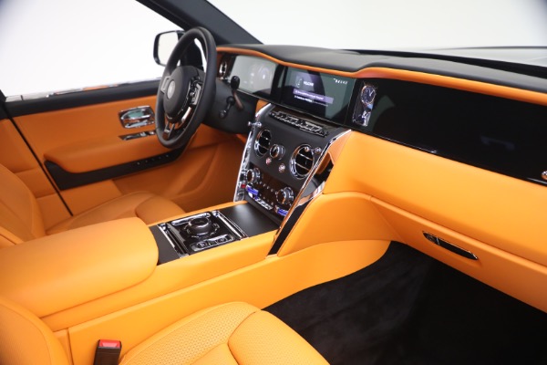 New 2026 Rolls-Royce Cullinan for sale $414,900 at Pagani of Greenwich in Greenwich CT 06830 20