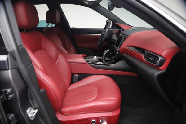Used 2022 Maserati Levante GT for sale $42,900 at Pagani of Greenwich in Greenwich CT 06830 13