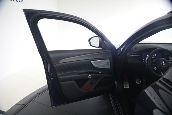 New 2026 Maserati Grecale Modena V6 for sale $100,905 at Pagani of Greenwich in Greenwich CT 06830 23