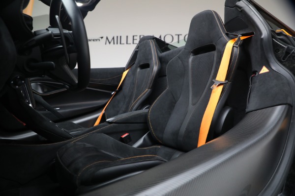 Used 2025 McLaren 750S Spider Performance for sale $369,900 at Pagani of Greenwich in Greenwich CT 06830 21