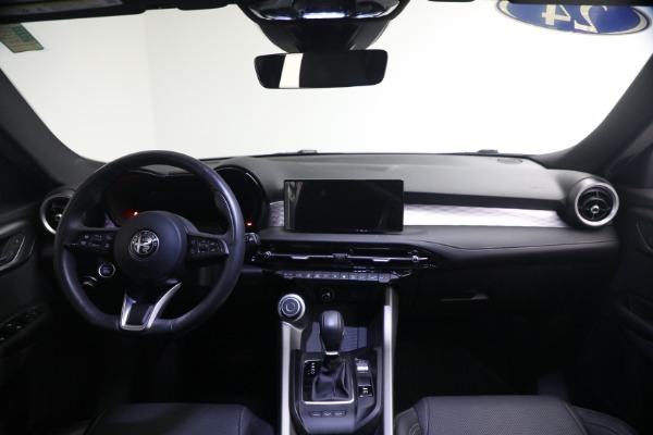 Used 2024 Alfa Romeo Tonale Hybrid Ti for sale $28,900 at Pagani of Greenwich in Greenwich CT 06830 22