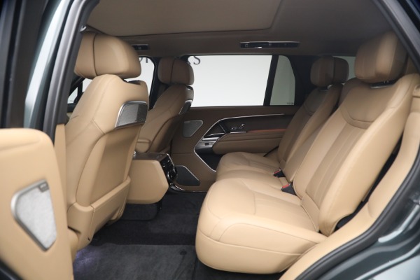 Used 2025 Land Rover Range Rover P530 Autobiography LWB for sale $153,900 at Pagani of Greenwich in Greenwich CT 06830 16