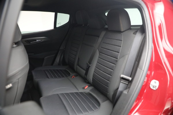 Used 2024 Alfa Romeo Tonale Hybrid Ti for sale $29,900 at Pagani of Greenwich in Greenwich CT 06830 19