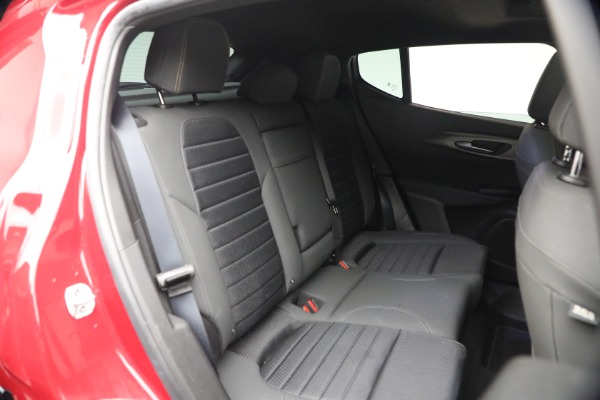 Used 2024 Alfa Romeo Tonale Hybrid Ti for sale $29,900 at Pagani of Greenwich in Greenwich CT 06830 21