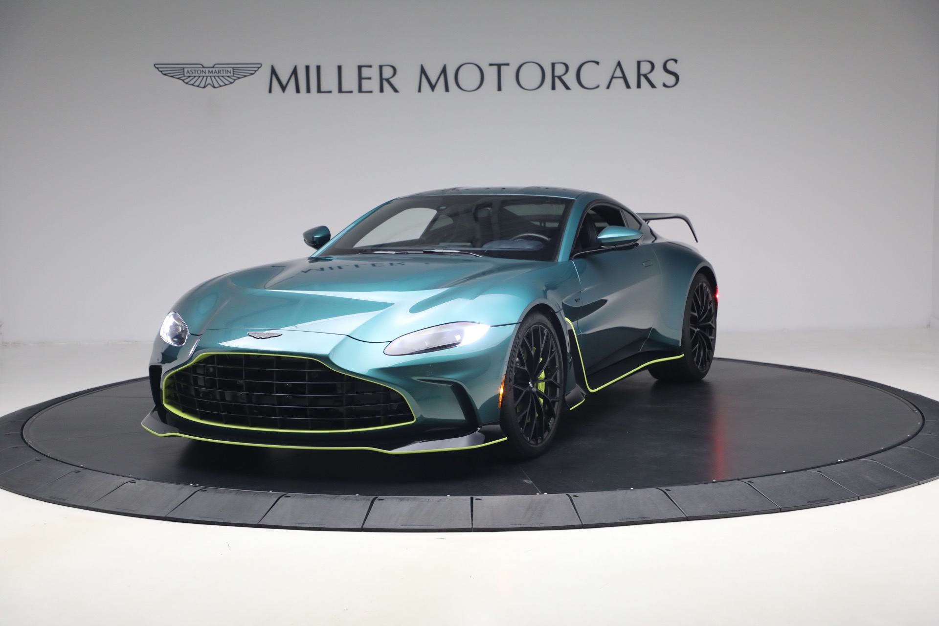 Used 2023 Aston Martin Vantage V12 for sale $245,900 at Pagani of Greenwich in Greenwich CT 06830 1