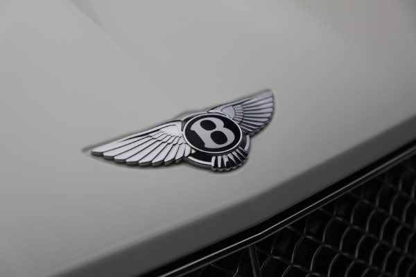 Used 2022 Bentley Bentayga V8 for sale $137,900 at Pagani of Greenwich in Greenwich CT 06830 13