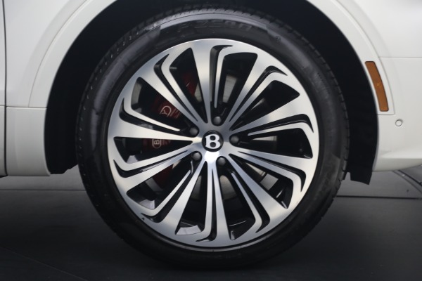 Used 2022 Bentley Bentayga V8 for sale $137,900 at Pagani of Greenwich in Greenwich CT 06830 17