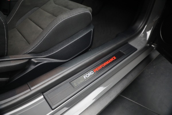 Used 2018 Ford Mustang Shelby GT350 for sale $53,900 at Pagani of Greenwich in Greenwich CT 06830 26