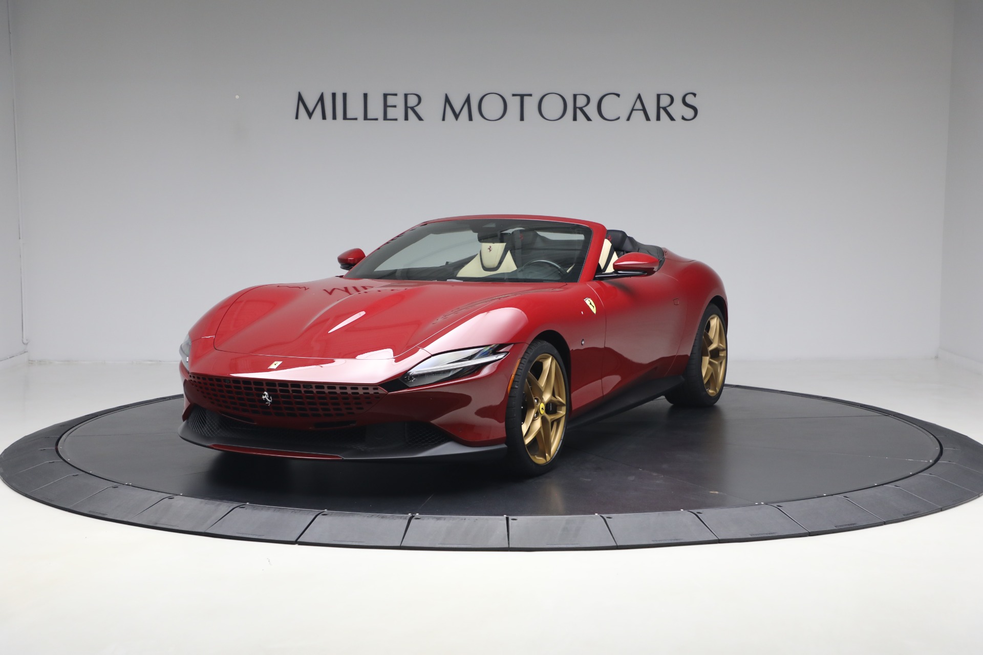 Used 2025 Ferrari Roma Spider for sale $317,900 at Pagani of Greenwich in Greenwich CT 06830 1
