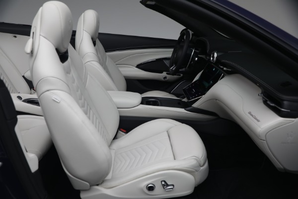 New 2026 Maserati GranCabrio Trofeo for sale $200,785 at Pagani of Greenwich in Greenwich CT 06830 14