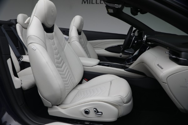 New 2026 Maserati GranCabrio Trofeo for sale $200,785 at Pagani of Greenwich in Greenwich CT 06830 16