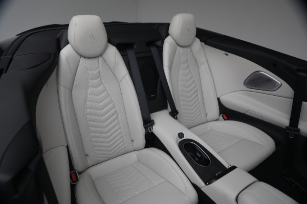 New 2026 Maserati GranCabrio Trofeo for sale $200,785 at Pagani of Greenwich in Greenwich CT 06830 18