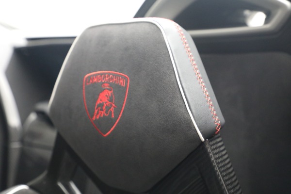 Used 2017 Lamborghini Centenario Roadster for sale $3,995,000 at Pagani of Greenwich in Greenwich CT 06830 20