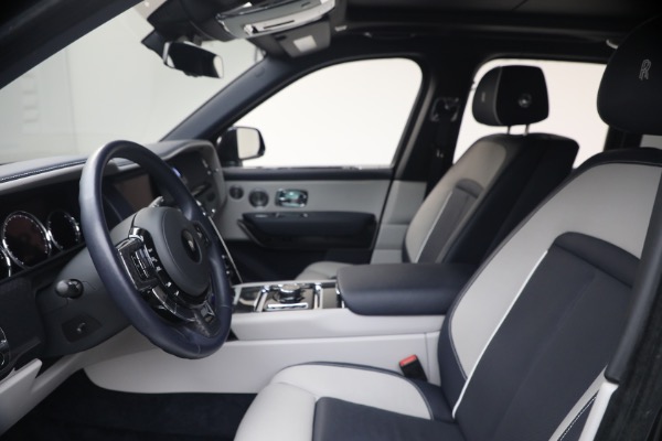 Used 2022 Rolls-Royce Black Badge Cullinan for sale $299,900 at Pagani of Greenwich in Greenwich CT 06830 16