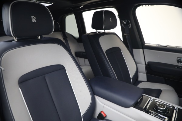 Used 2022 Rolls-Royce Black Badge Cullinan for sale $299,900 at Pagani of Greenwich in Greenwich CT 06830 20