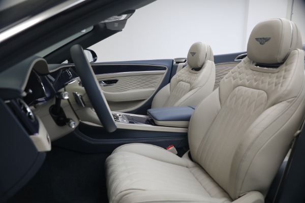 New 2026 Bentley Continental GTC Azure for sale $385,660 at Pagani of Greenwich in Greenwich CT 06830 25