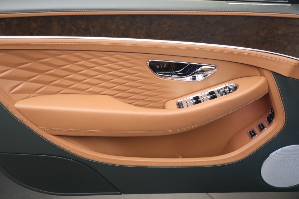 New 2026 Bentley Continental GTC Azure for sale $390,870 at Pagani of Greenwich in Greenwich CT 06830 22