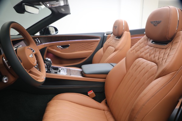 New 2026 Bentley Continental GTC Azure for sale $390,870 at Pagani of Greenwich in Greenwich CT 06830 24