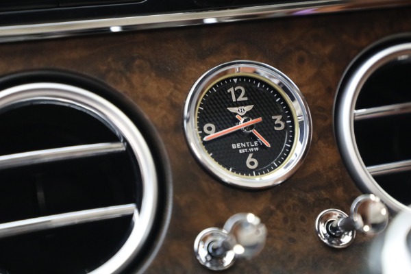 New 2026 Bentley Continental GTC Azure for sale $390,870 at Pagani of Greenwich in Greenwich CT 06830 27