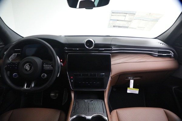 New 2026 Maserati Grecale Modena V6 for sale $97,295 at Pagani of Greenwich in Greenwich CT 06830 22