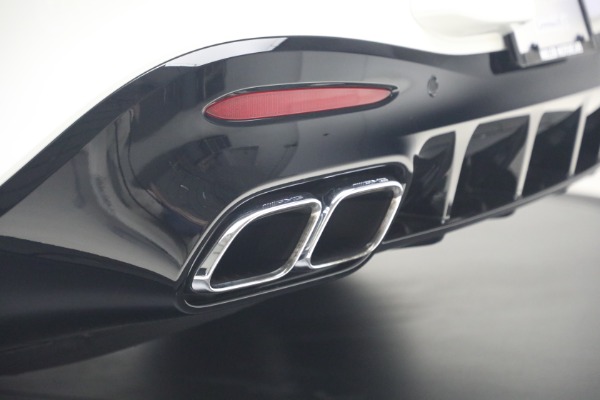 Used 2025 Mercedes-Benz AMG GT 63 for sale $165,900 at Pagani of Greenwich in Greenwich CT 06830 21