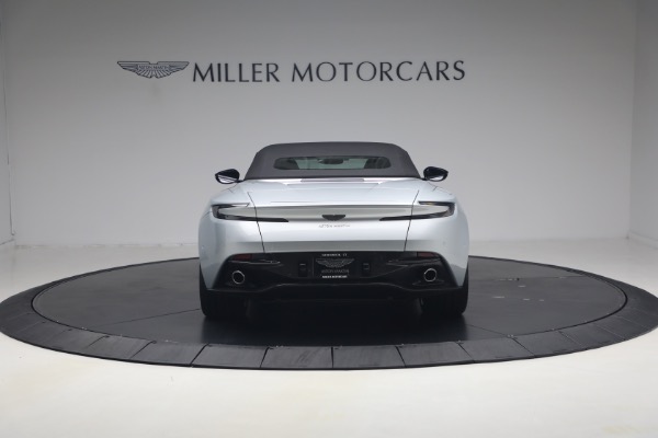 Used 2019 Aston Martin DB11 Volante for sale $105,900 at Pagani of Greenwich in Greenwich CT 06830 18