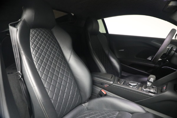 Used 2020 Audi R8 5.2 quattro V10 performance for sale $213,900 at Pagani of Greenwich in Greenwich CT 06830 24
