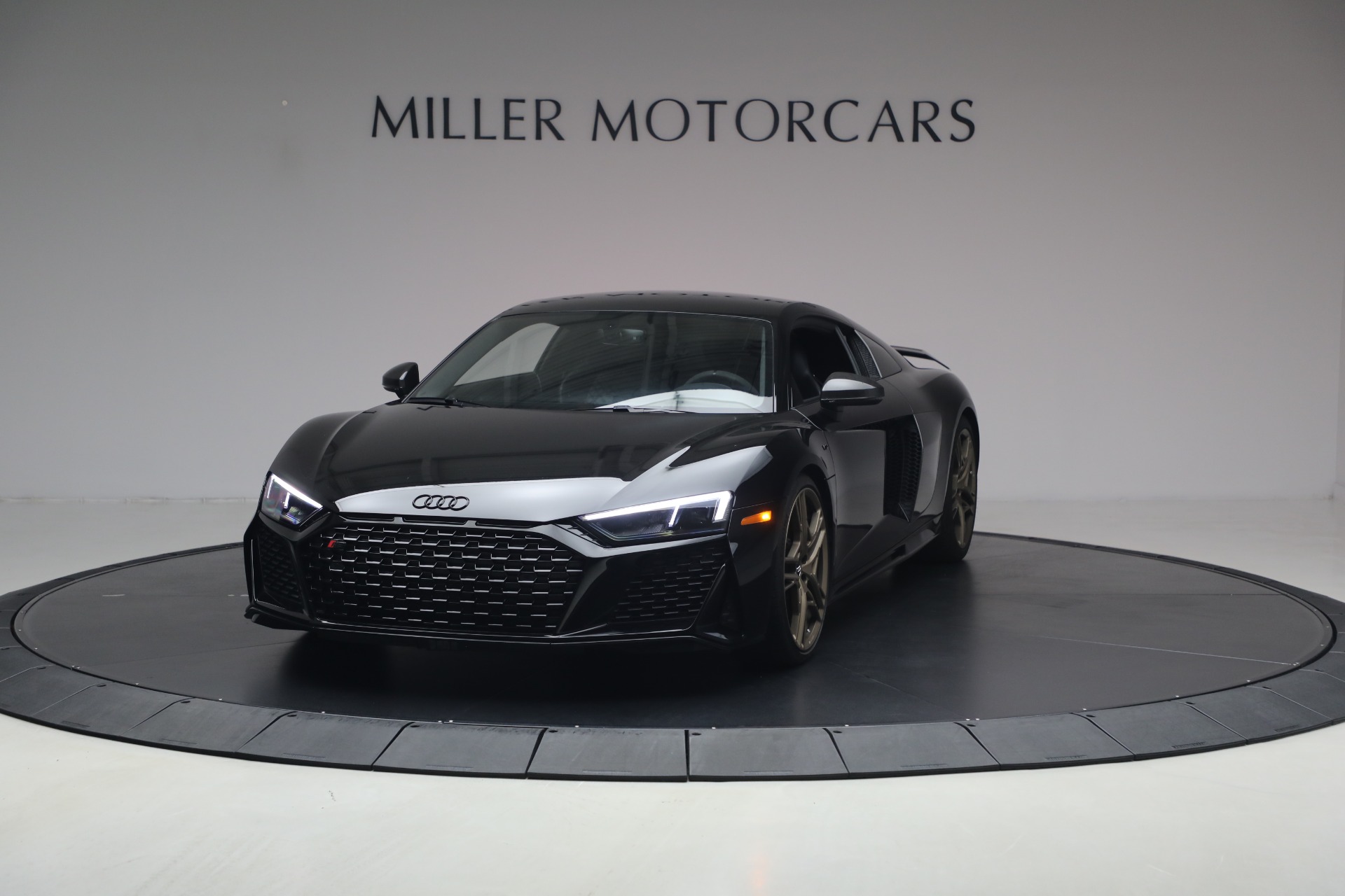 Used 2020 Audi R8 5.2 quattro V10 performance for sale $213,900 at Pagani of Greenwich in Greenwich CT 06830 1