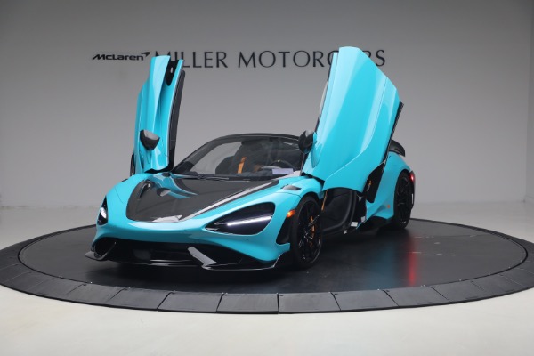 Used 2022 McLaren 765LT Spider for sale $599,900 at Pagani of Greenwich in Greenwich CT 06830 14
