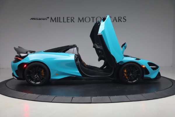 Used 2022 McLaren 765LT Spider for sale $599,900 at Pagani of Greenwich in Greenwich CT 06830 19