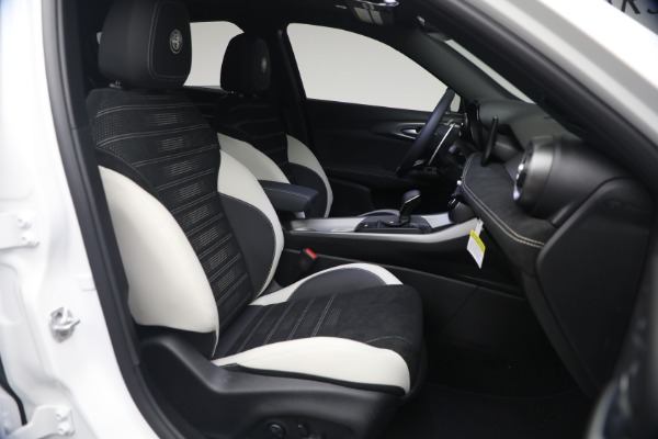 New 2026 Alfa Romeo Tonale Sport Speciale for sale $49,190 at Pagani of Greenwich in Greenwich CT 06830 16