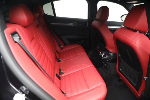 New 2026 Alfa Romeo Stelvio Veloce for sale $62,715 at Pagani of Greenwich in Greenwich CT 06830 17