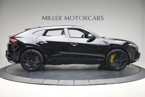 Used 2025 Lamborghini Urus SE for sale $305,900 at Pagani of Greenwich in Greenwich CT 06830 9