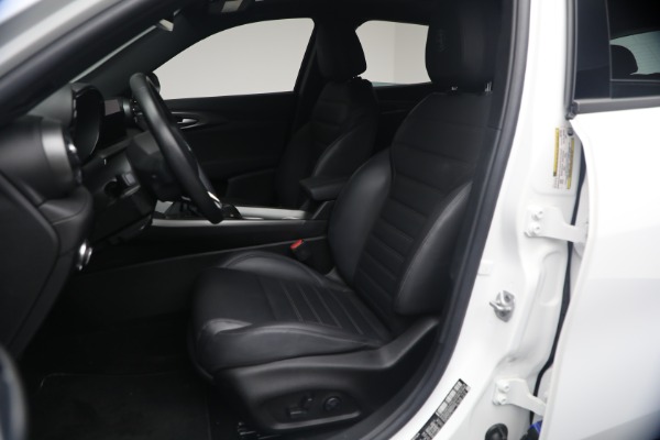 Used 2024 Alfa Romeo Tonale Hybrid Ti for sale $26,900 at Pagani of Greenwich in Greenwich CT 06830 15