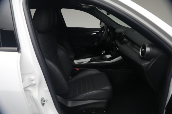 Used 2024 Alfa Romeo Tonale Hybrid Ti for sale $26,900 at Pagani of Greenwich in Greenwich CT 06830 16