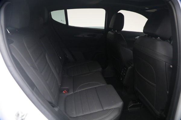 Used 2024 Alfa Romeo Tonale Hybrid Ti for sale $26,900 at Pagani of Greenwich in Greenwich CT 06830 18